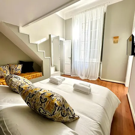 Nerino House, Elegante E Tranquillo Appartamento A 5 Minuti Dal Duomo Milan Exterior photo
